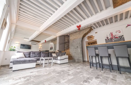 Couzon-au-Mont-d'Or House | premium house near lyon