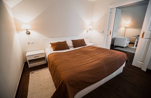 Brezice Bed & Breakfast | Prepustite se udobju VILE ISTENIČ