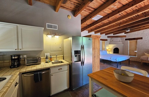 Vista Del Monte House | PRESIDIO STYLE LUXURY 3 BDRM HOME & SEPARATE CASITA THAT SLEEPS 2. POOL & SPA!