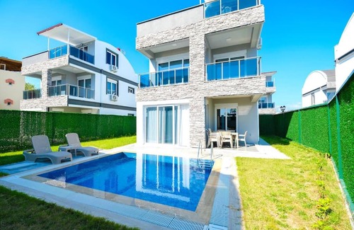 Cenger Villa | PRESTİGE VİLLAGE