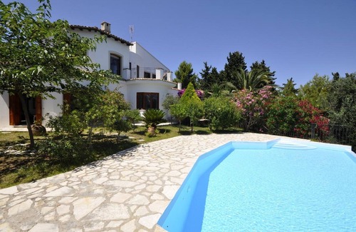 Achilleio Villa | Prestige Villas | EAST COAST | Villa with Infinity Pool & Stunning View