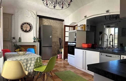 Vezenobres House | Pretty atypical house