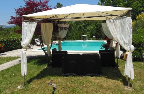 Citta di Castello Ski Chalet | Pretty Chalet in Città di Castello with Swimming Pool