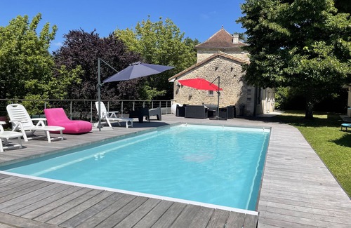 Romagne House | Pretty character house with swimming pool in Entre deux Mers (min. 5 nights)
