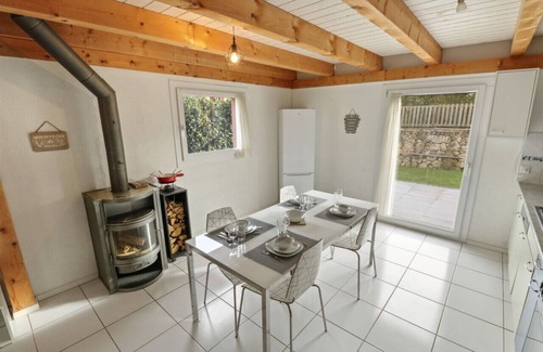 Cournillens Apartment | Pretty duplex with pool