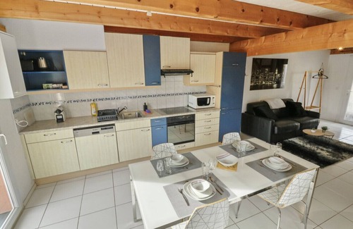 Cournillens Apartment | Pretty duplex with pool