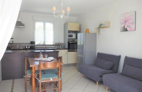 L'Isle-sur-la-Sorgue House | Pretty holiday home with shared pool, L'Isle-sur-la-Sorgue