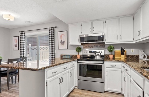 Ocean Grove House | Pretty home w/deck in family-friendly community w/pool - 1 block from the ocean
