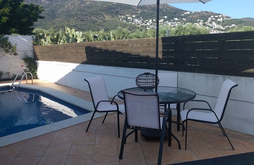 El Mas Bosca Villa | pretty house 5 people fully equipped with private pool, wifi, close to the sea