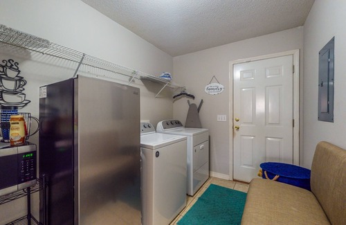 Ono Island House | Pretty in Perdido Key - Home with kitchen, patio, playground, central AC, & W/D