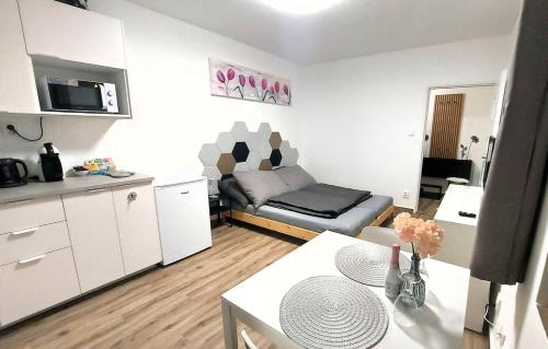 Neratovice Apartment | Pretty private Apartment U LABE, self-service check-in 24 l 7