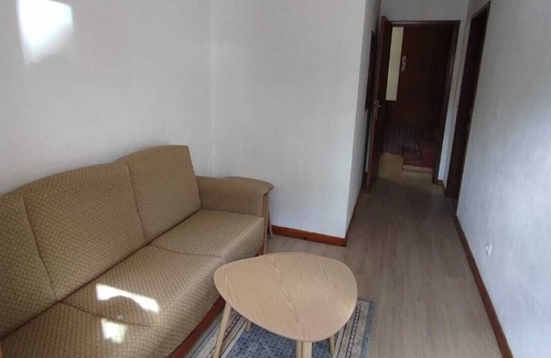 Penela House | Pretty town house located next to the medieval town of Penela and its castle.