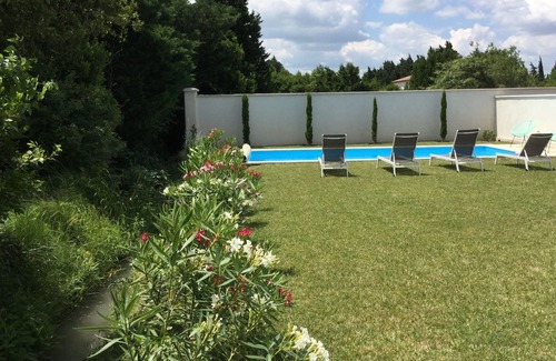 Mouries Villa | Pretty vacation rental with pool in Mouriès. Sleeps 8.