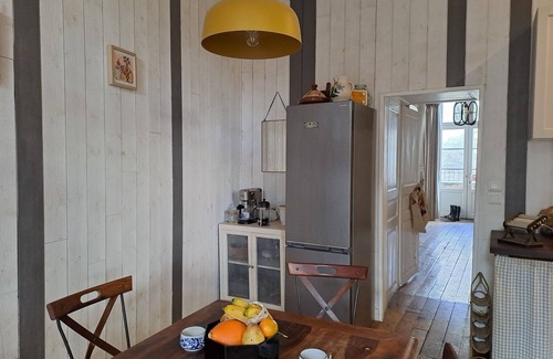 Bourdeilles House | Pretty village house near Brantôme with views of the castle and church.