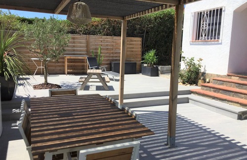 El Mas Bosca House | Pretty villa with private pool, near the sea.