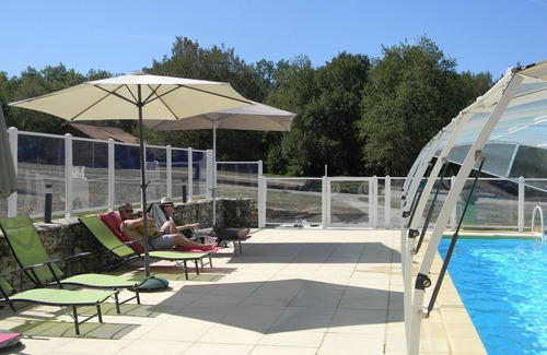Promilhanes Ski Chalet | Pretty wooden house for 4, large pool "Chêne".
