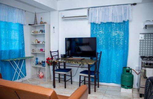Arnos Vale House | PRI Studio Apartment
