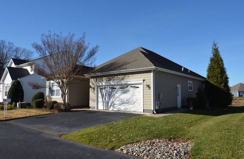Keys Of Marsh Harbor House | Price Drop! Spacious/Pond View Easy Bike Ride to Rehoboth Beach 3BR Home