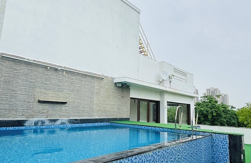 Sanand House | price for per room .Feel like you in palace.nPool with privacy