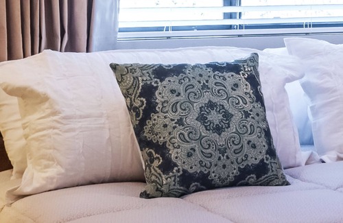 Uptown Sedona Hotel | Prickly Pear Junior Suite #104 @ Sedona Uptown Suites
