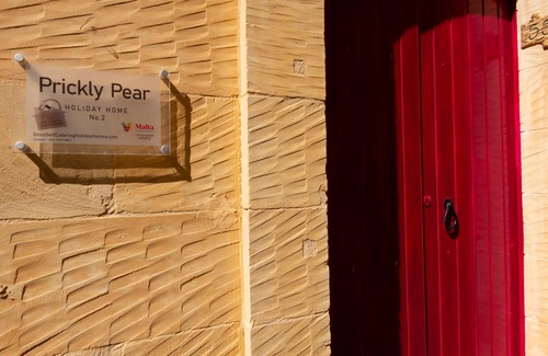 San Lawrenz Apartment | Prickly Pear No 2 Holiday Home