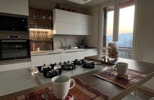 Vignone Apartment | Primavera apartment with lake view in residence