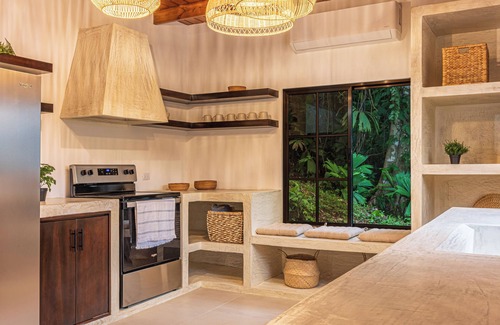 Ojochal Villa | Primavera Ocean View Escape – 4 bedrooms w pool