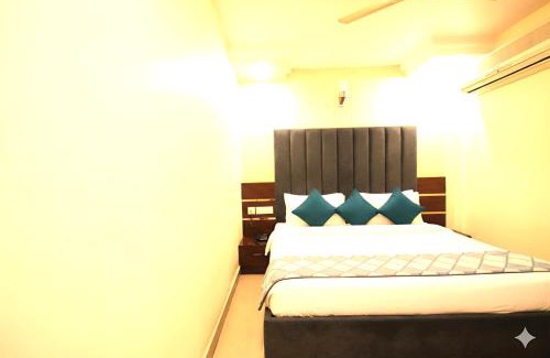Paharganj Hotel | Prime Hotel Stars View 'Near RK ashram metro' 5 min from New Delhi railway station