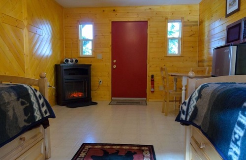Sterling Apartment | Prime Kenai River Frontage with Private Lodging