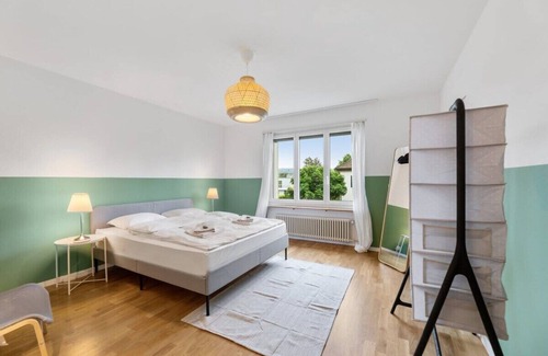 Horgen District Apartment | Prime Lake Zurich location