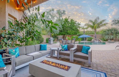 Mountaingate North House | Prime Location, Heated Pool with Baja, Fun Game Room, Fire Pit, BBQ, VR Tour