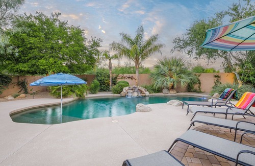 Mountaingate North House | Prime Location, Heated Pool with Baja, Fun Game Room, Fire Pit, BBQ, VR Tour