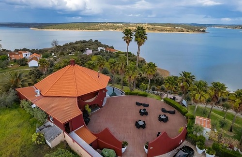 Ponte de Sor House | Prime Location on the Harbor! Pet-friendly 2BR Villa with Kitchen, Private Pool!