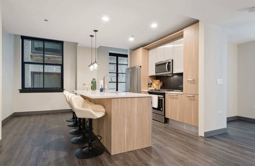 Downtown Chicago Apartment | Prime Loop Apts + Convenience for Groups