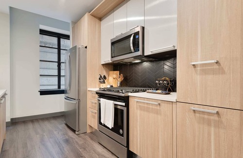 Downtown Chicago Apartment | Prime Loop Apts + Convenience for Groups