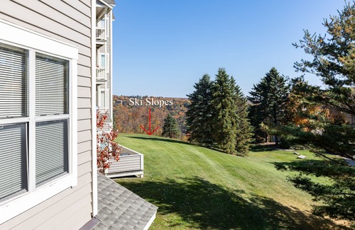 Seven Springs Condo | Prime Resort Location, Modern Ski/Out w/Balcony