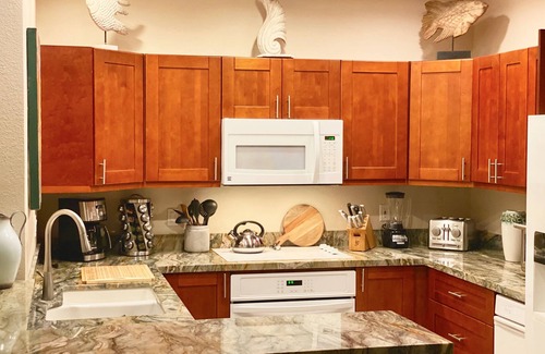 Kapalua Condo | Prime views on top row villa-5 stars-crisp cold AC-Discounted Rates-Book Now