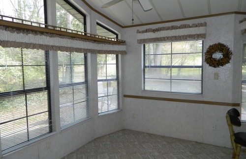Hayesville Cabin | Primo location, Unique layout with lots of privacy, bring your pup!