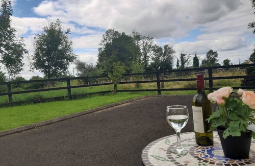 Kinnitty Cottage | Primrose Cottage