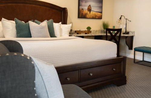 Chino Valley Hotel | Primrose Inn and Suites