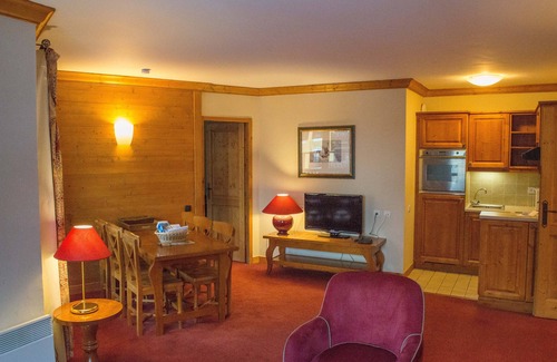 Arc-1950 Apartment | Prince des Cimes Arc1950 6 bed, ski-in, ski-out, underground parking