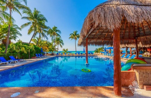 Centro - Supmza 001 Condo | Pristine and Clean, Deluxe Ground Floor Condo #5 at Nautibeach