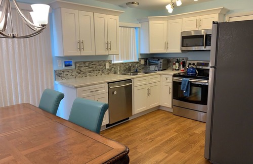 Flint House | Pristine Clean and Sanitized Home Away From Home