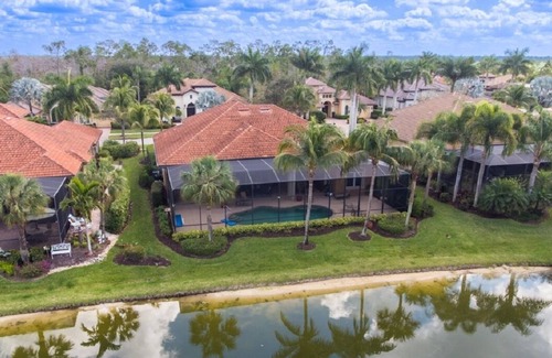The Majors House | Pristine Estate Pool Home w/5 Star CLUB. Pets welcome. Mar./Apr. 2026 discount.