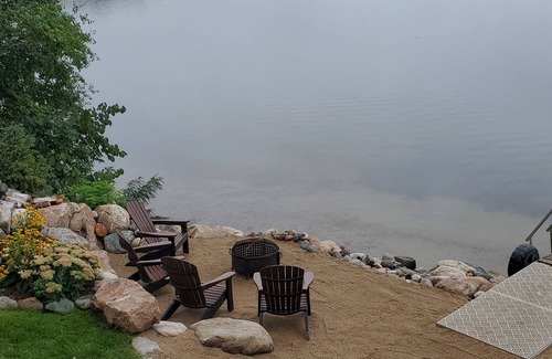Maple Lake House | Pristine Sugar Lake Escape