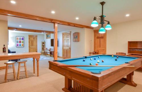 Orleans House | Pristine waterfront oasis plus game room jacuzzi and home office