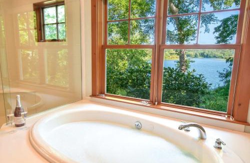 Orleans House | Pristine waterfront oasis plus game room jacuzzi and home office