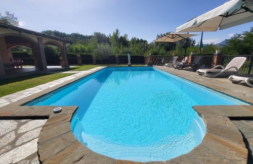 Castiglione di Garfagnana Villa | Private pool, WIFI, walking distance facilities. Electric car charging point