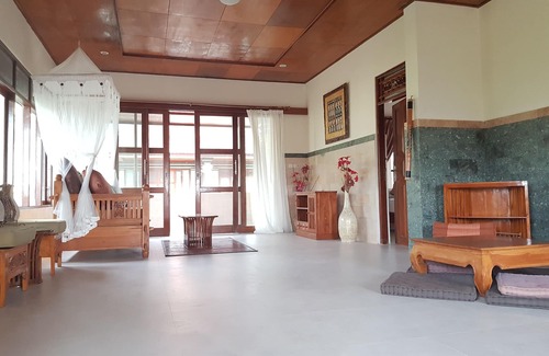 Ubud City-Centre Villa | Privacy 3bdr rice paddies view with private pool