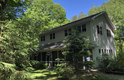 Harbert House | Privacy and quiet await! Four bedroom/three bath family home in Harbor Country.